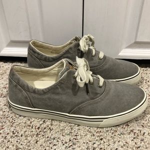 L.L. Bean mens size 9.5 gray sneakers.